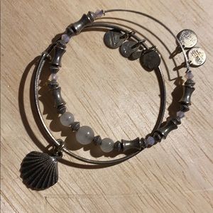 Seashell and stone/bead Alex and Ani